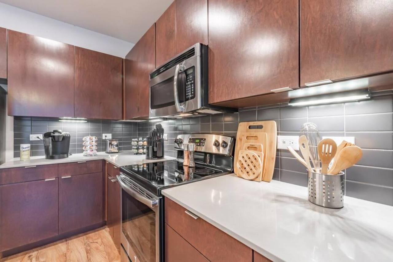 Southtown Staycation Near Riverwalk Alamo Pearl Apartment *
